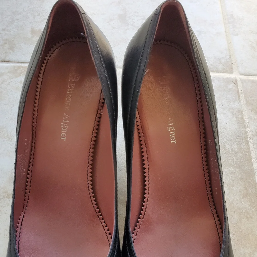 Etienne Aigner Black Leather Square-Toe Bow Pumps